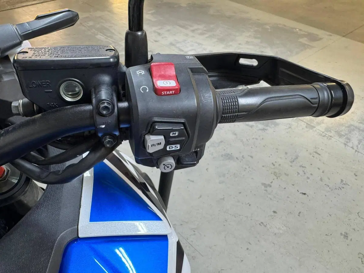 Honda Africa Twin CRF 1100L Urban (2022 - 23) (8)