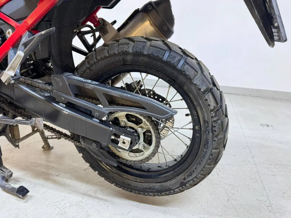 Honda Africa Twin CRF 1100L Urban (2022 - 23) (14)