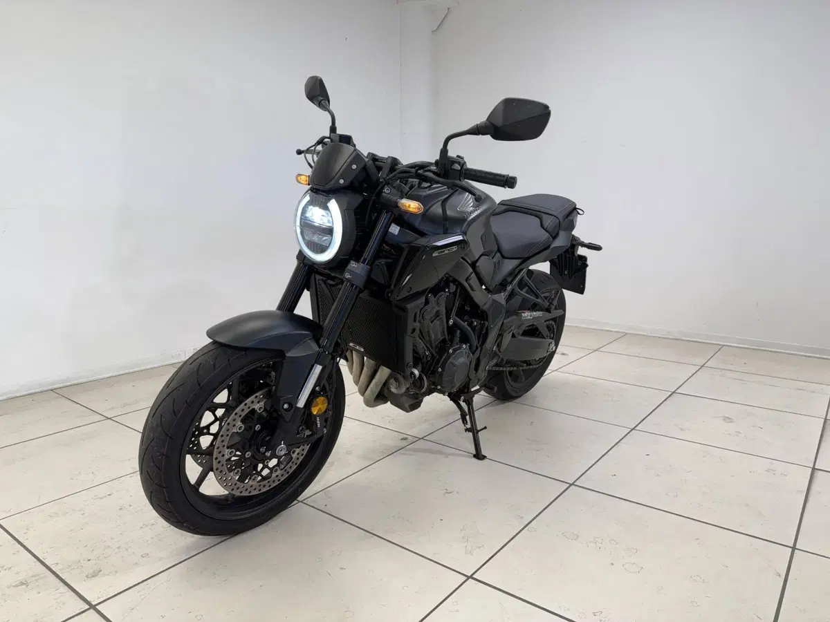 Honda CB 650 R (2021 - 23) (2)