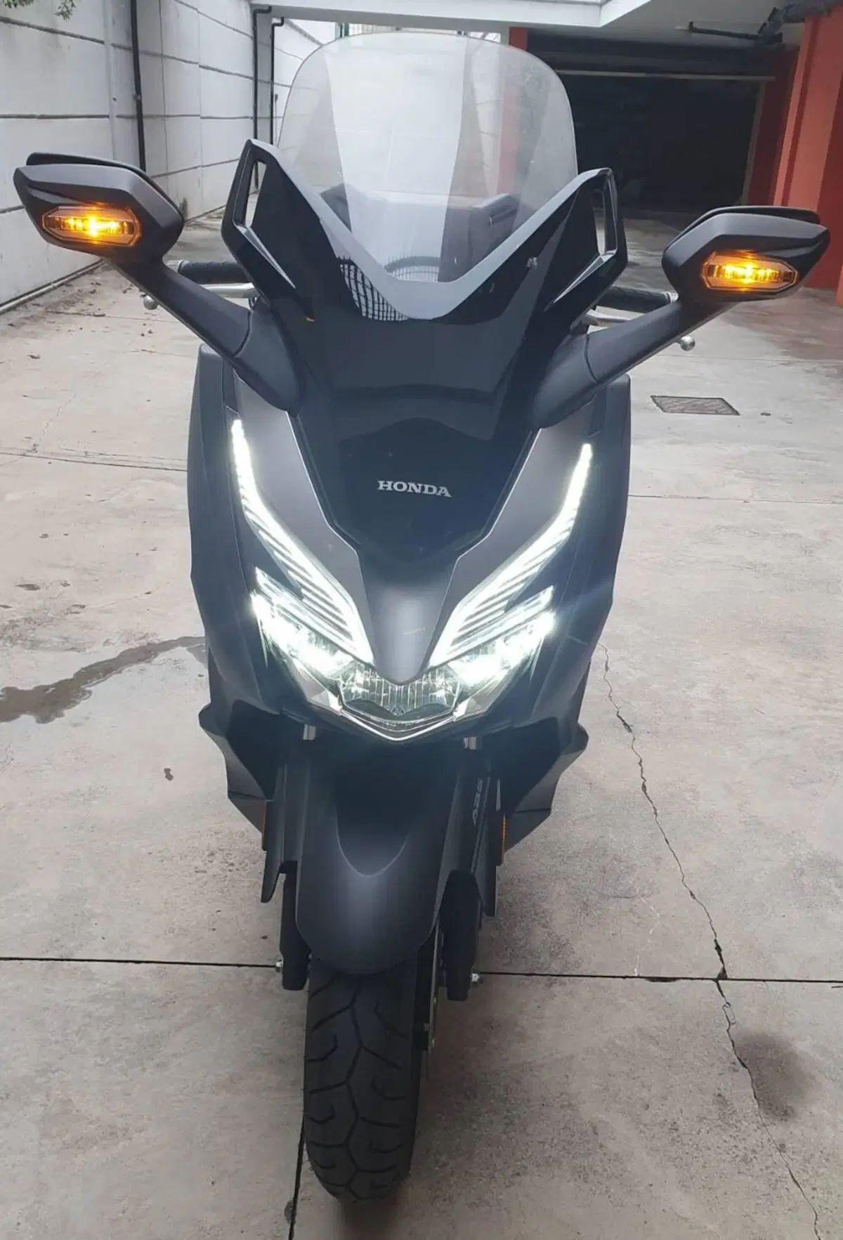 Honda Forza 300 (2019 - 20) (2)