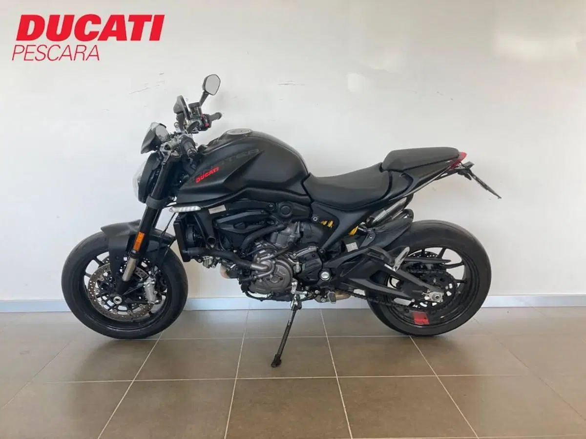 Ducati Monster 937 + (2021 - 25) (4)