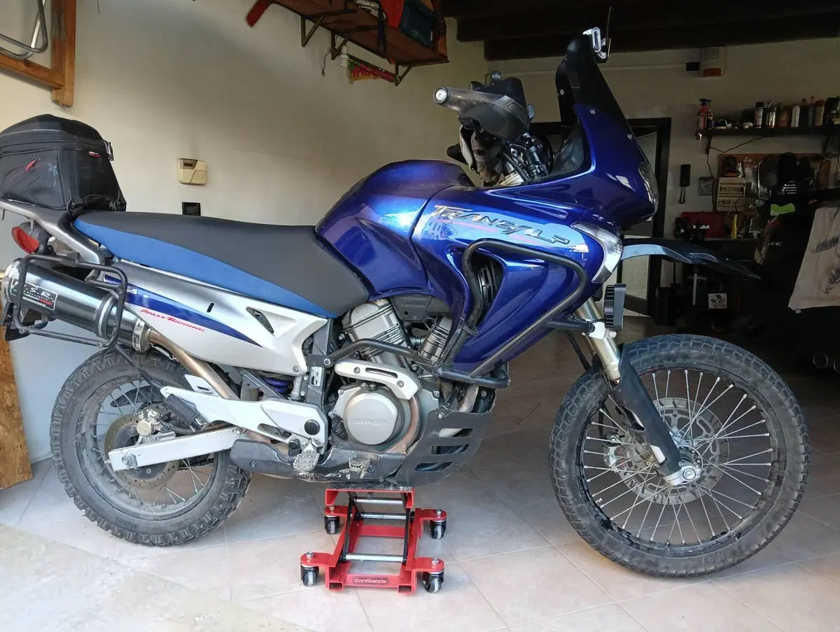 Honda Transalp XL 650V (2005 - 06) (2)
