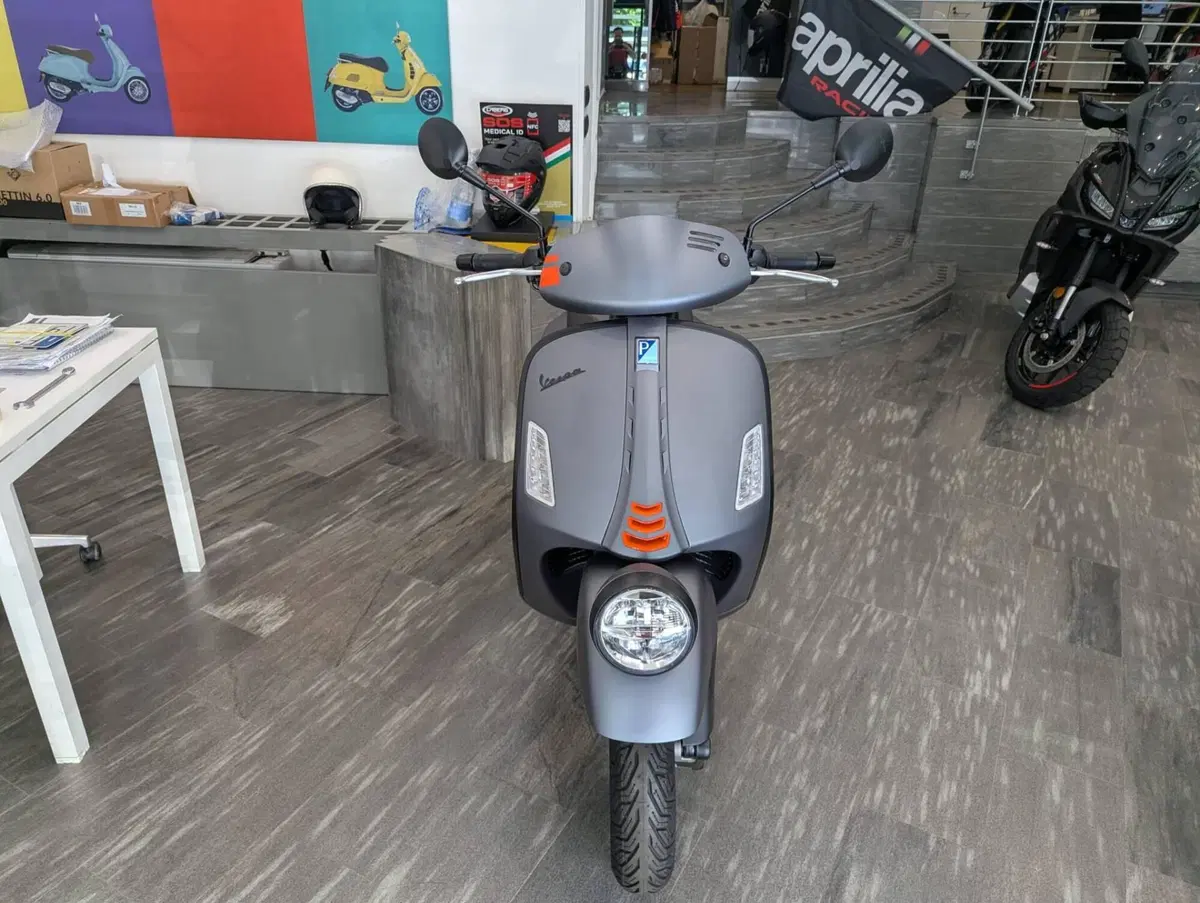 Vespa GTV 310 (2025 - 26) (3)