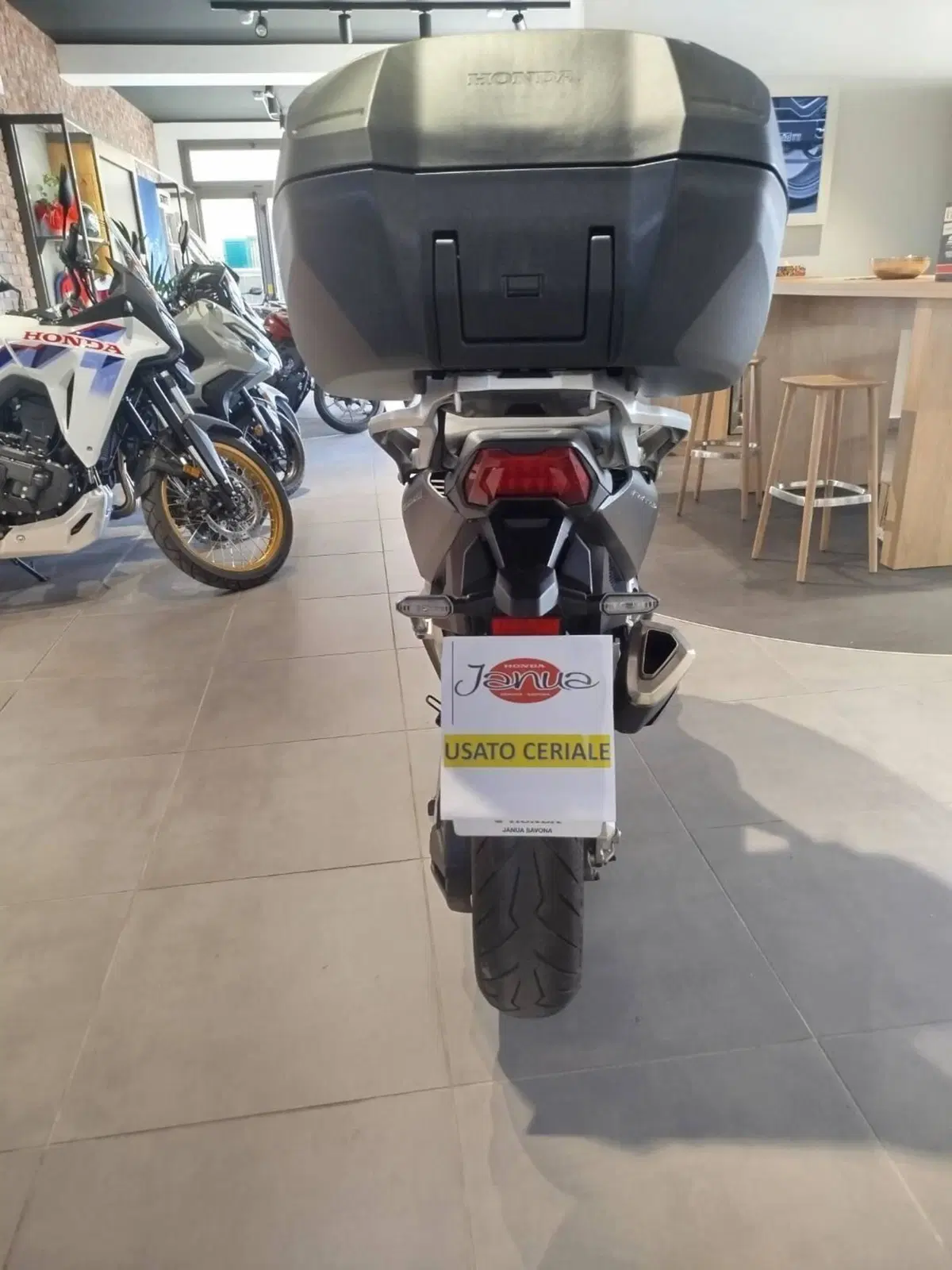Honda Forza 750 DCT Urban (2021 - 24) (4)