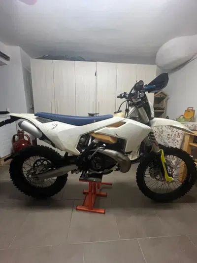 Husqvarna TE 250i (2018) usata