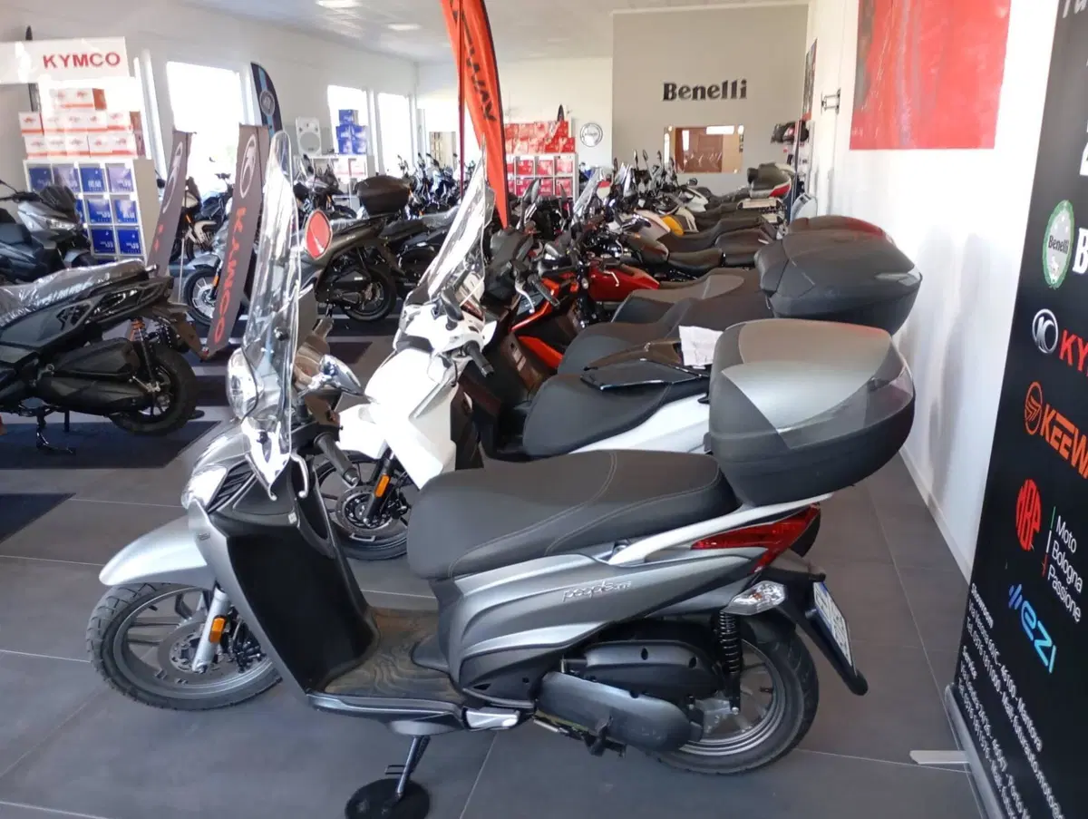 Kymco People 125i One (2021 - 25) (3)