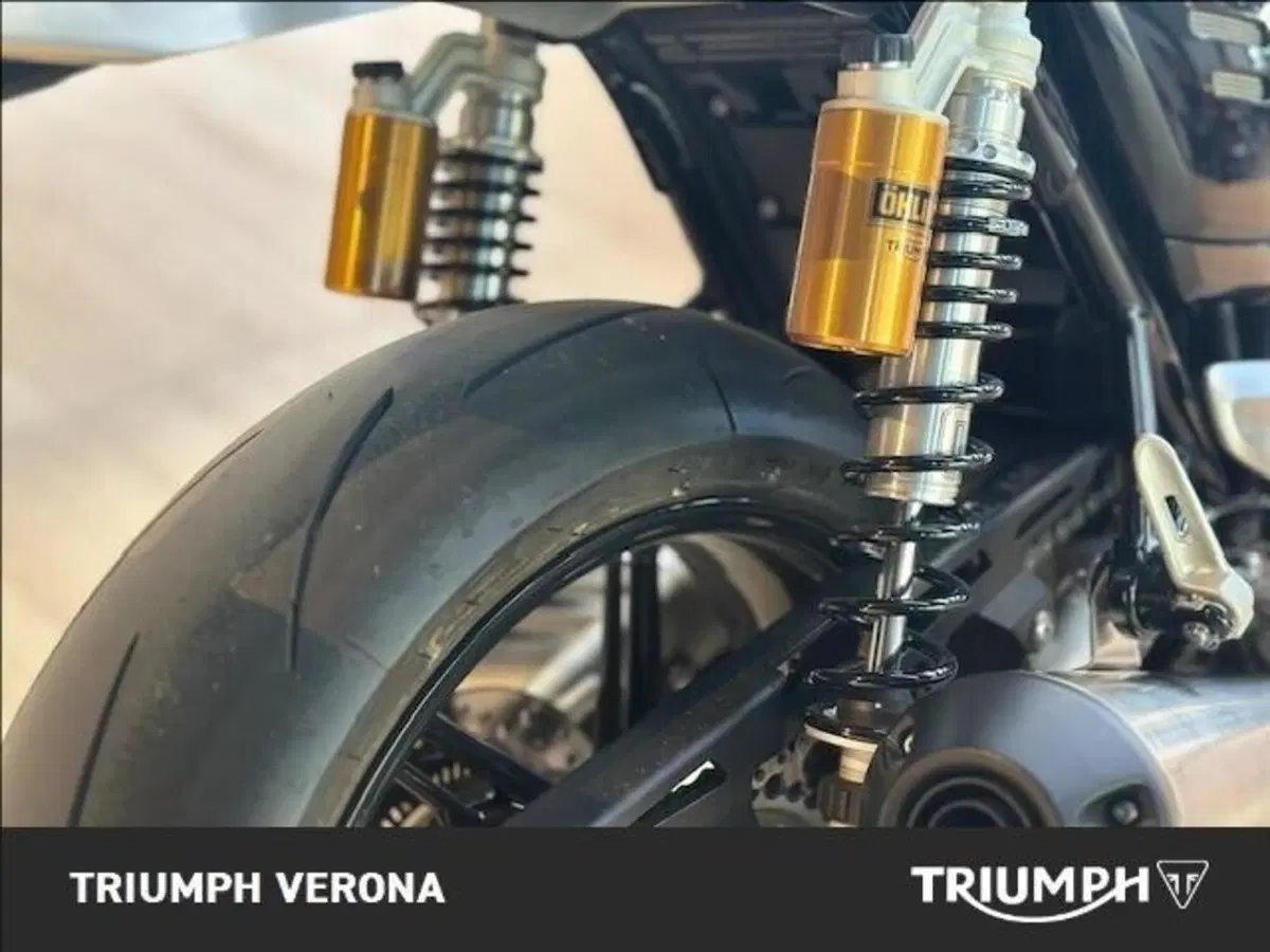 Triumph Speed Twin 1200 RS (2025 - 26) (9)