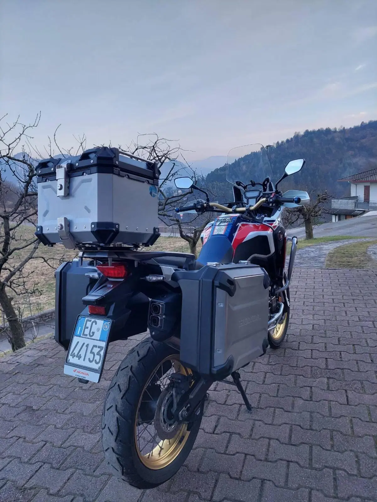 Honda Africa Twin CRF 1000L DCT ABS Travel Edition (2016 - 17) (6)