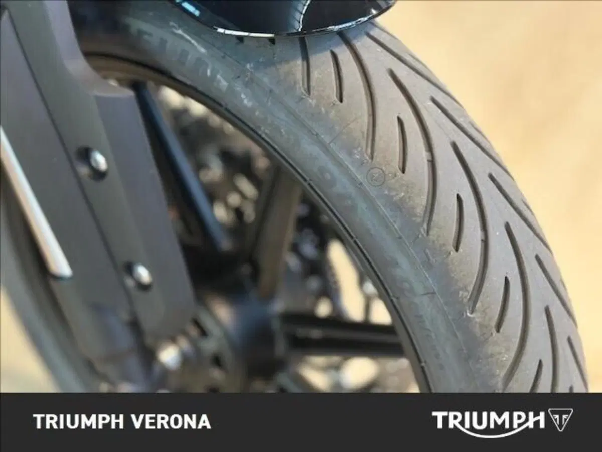 Triumph Speed Twin 900 (2025 - 26) (10)