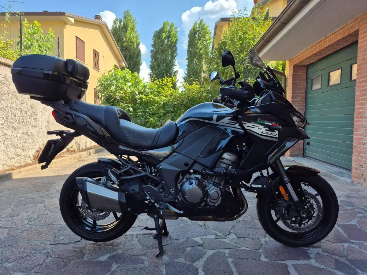 Kawasaki Versys 1000 SE Tourer Plus (2021) (2)