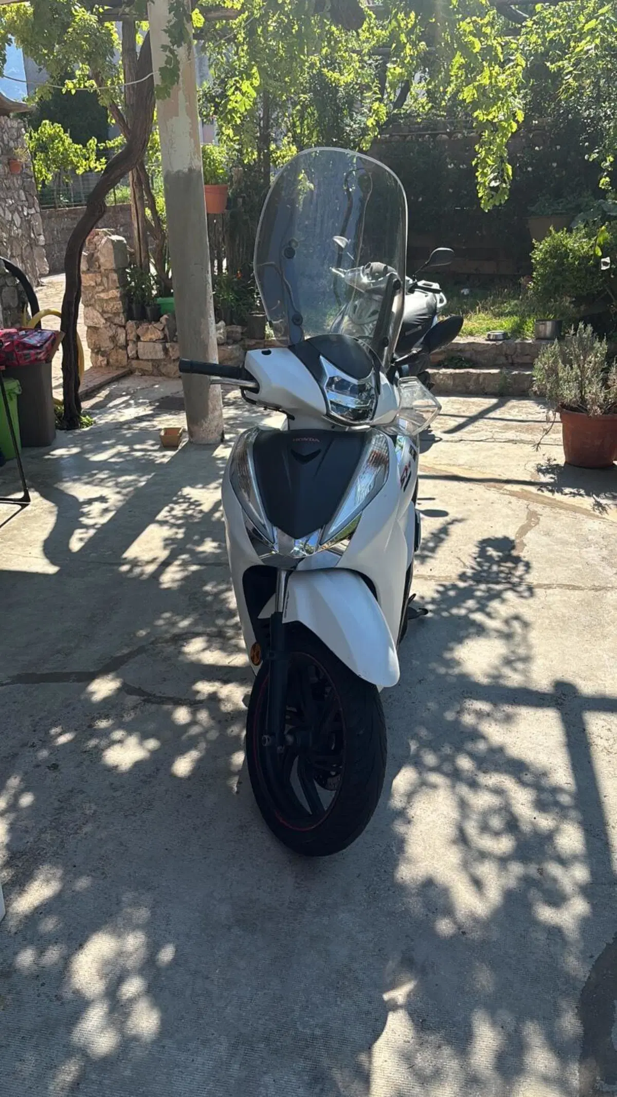 Honda SH 300 i ABS (2016 - 20) (2)