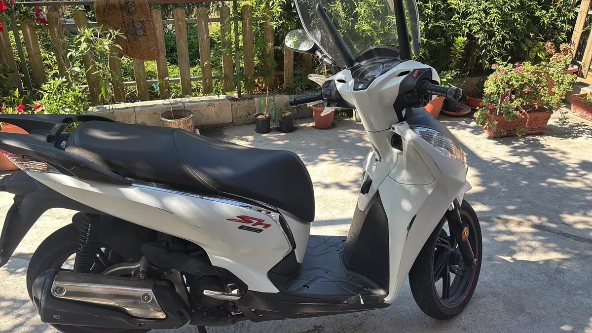 Honda SH 300 i ABS (2016 - 20) (3)