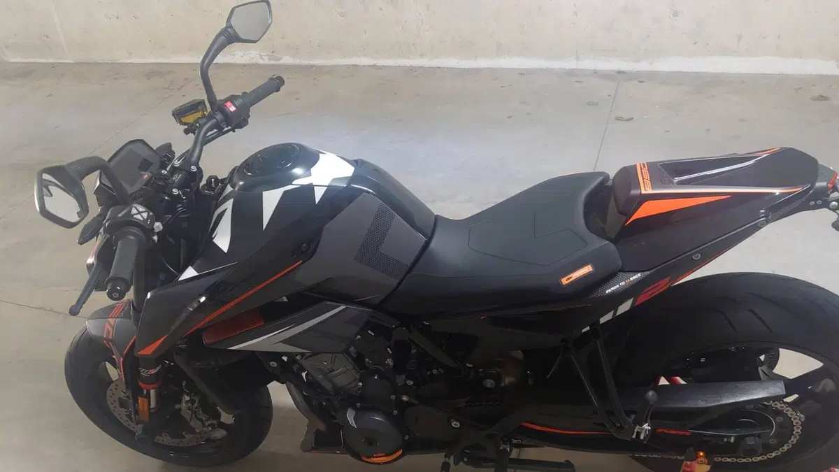 KTM 890 Duke (2021 - 23) (4)