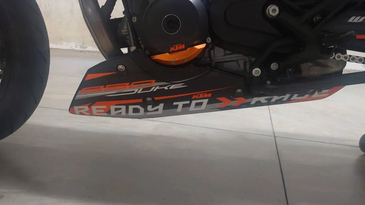 KTM 890 Duke (2021 - 23) (5)