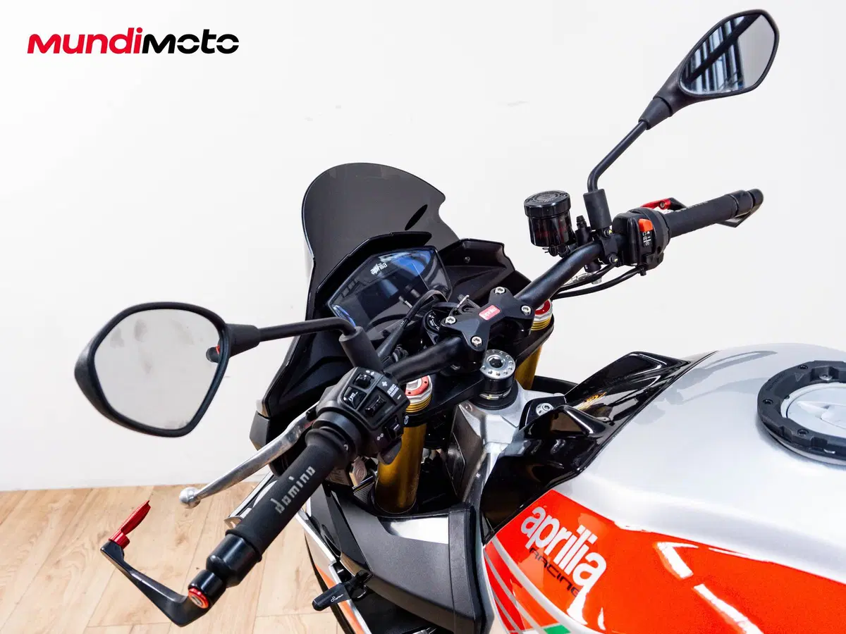 Aprilia Tuono V4 RR (2015 - 17) (11)