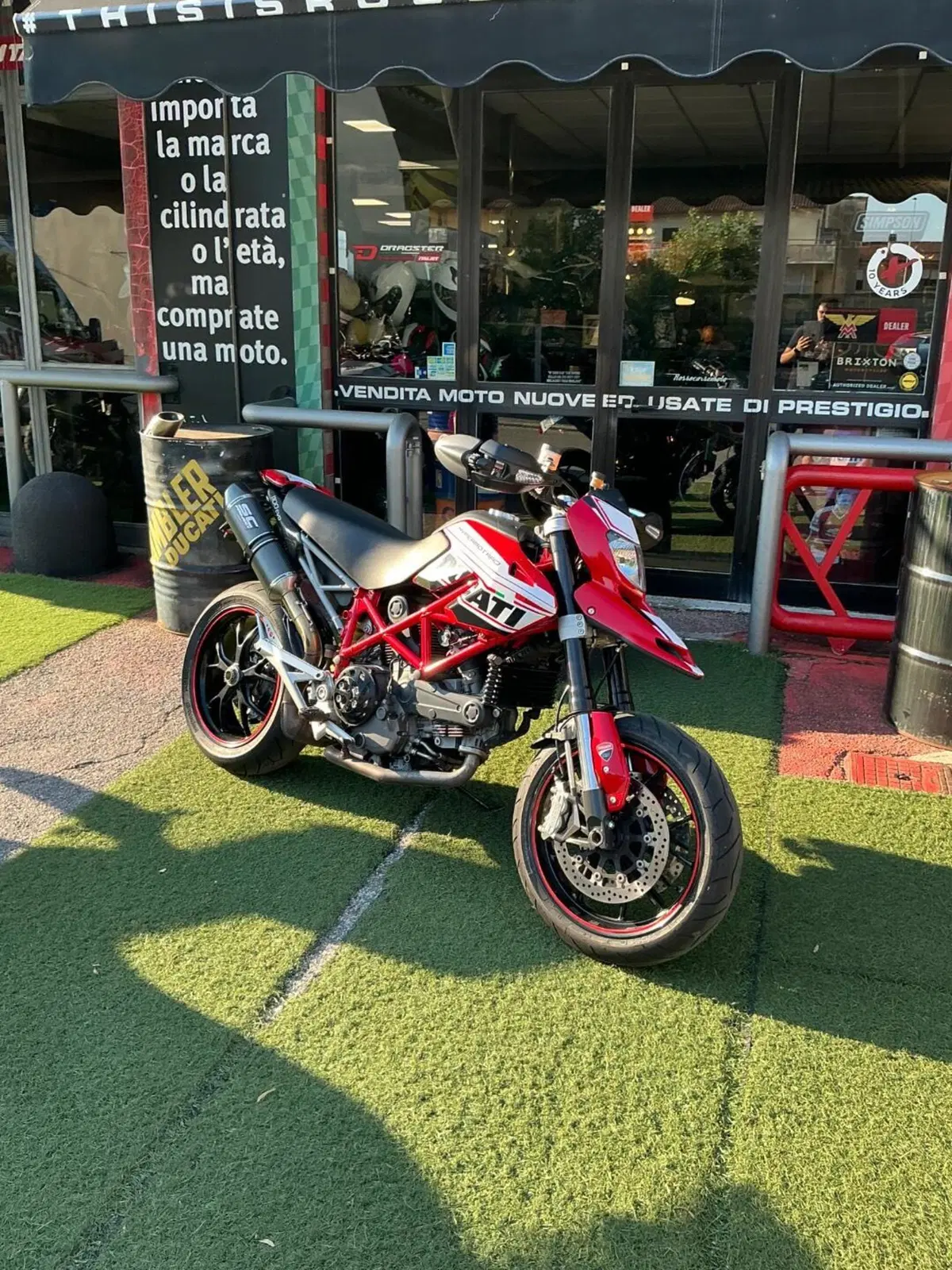 Ducati Hypermotard 1100 EVO (2010 - 12) (3)