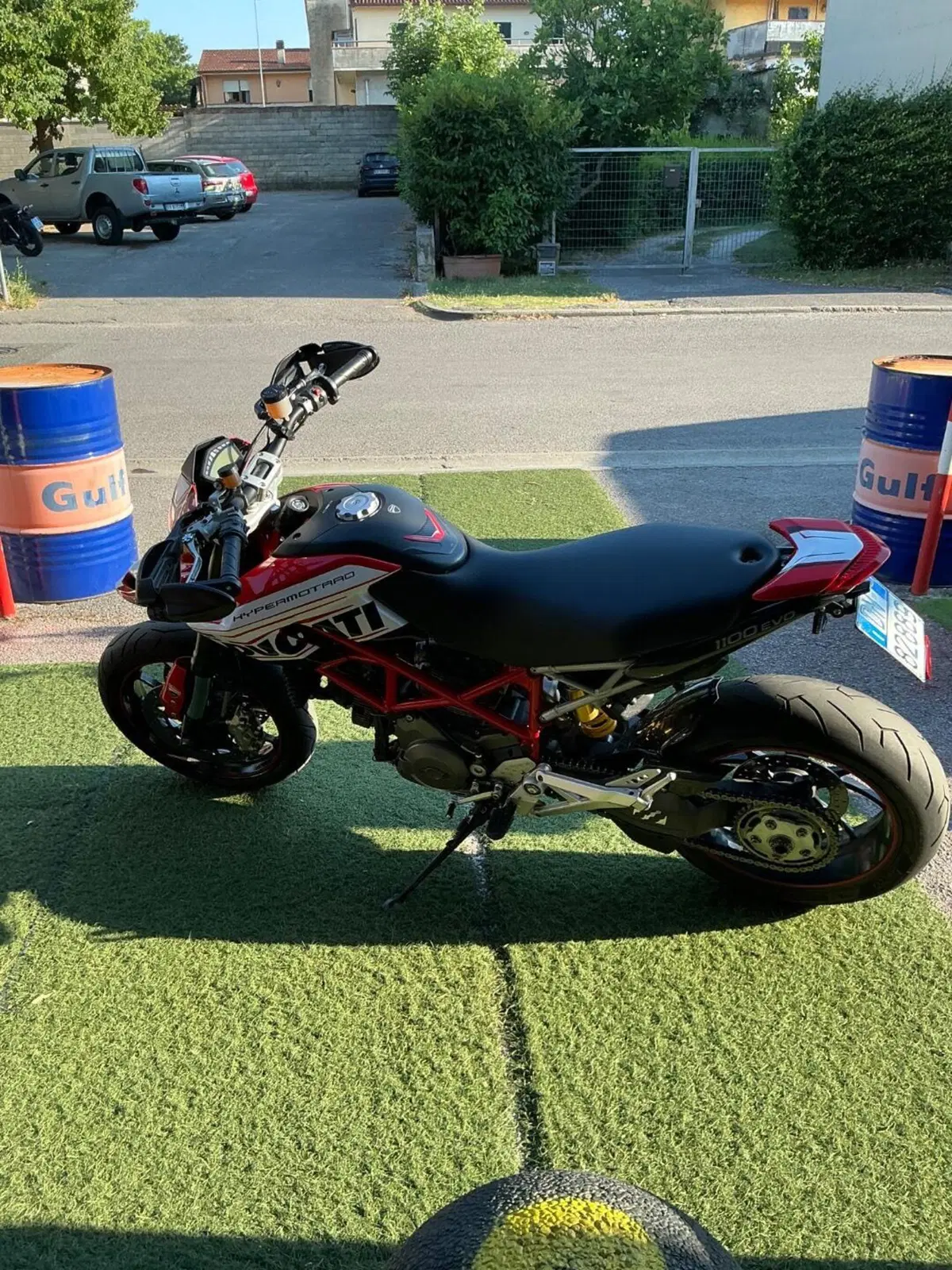 Ducati Hypermotard 1100 EVO (2010 - 12) (4)