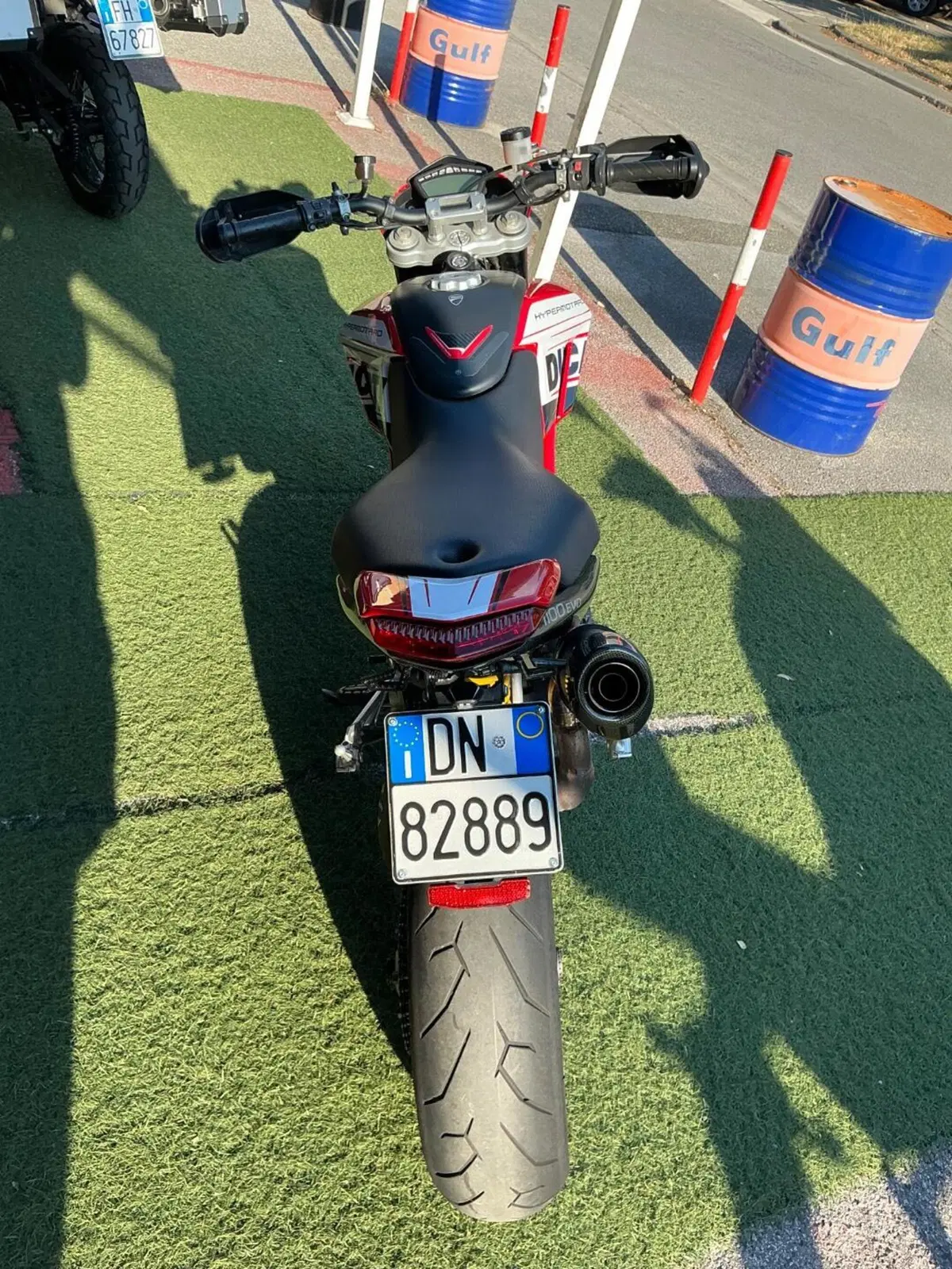 Ducati Hypermotard 1100 EVO (2010 - 12) (7)