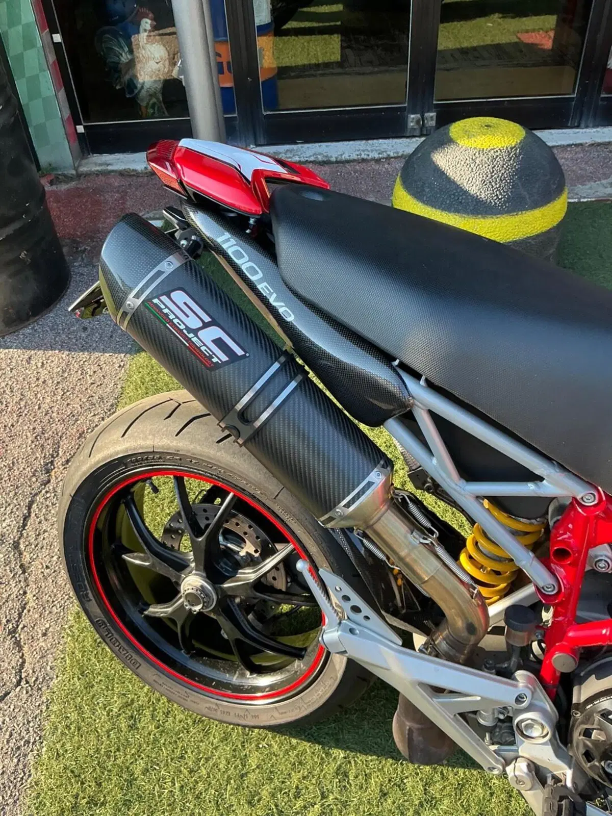 Ducati Hypermotard 1100 EVO (2010 - 12) (9)