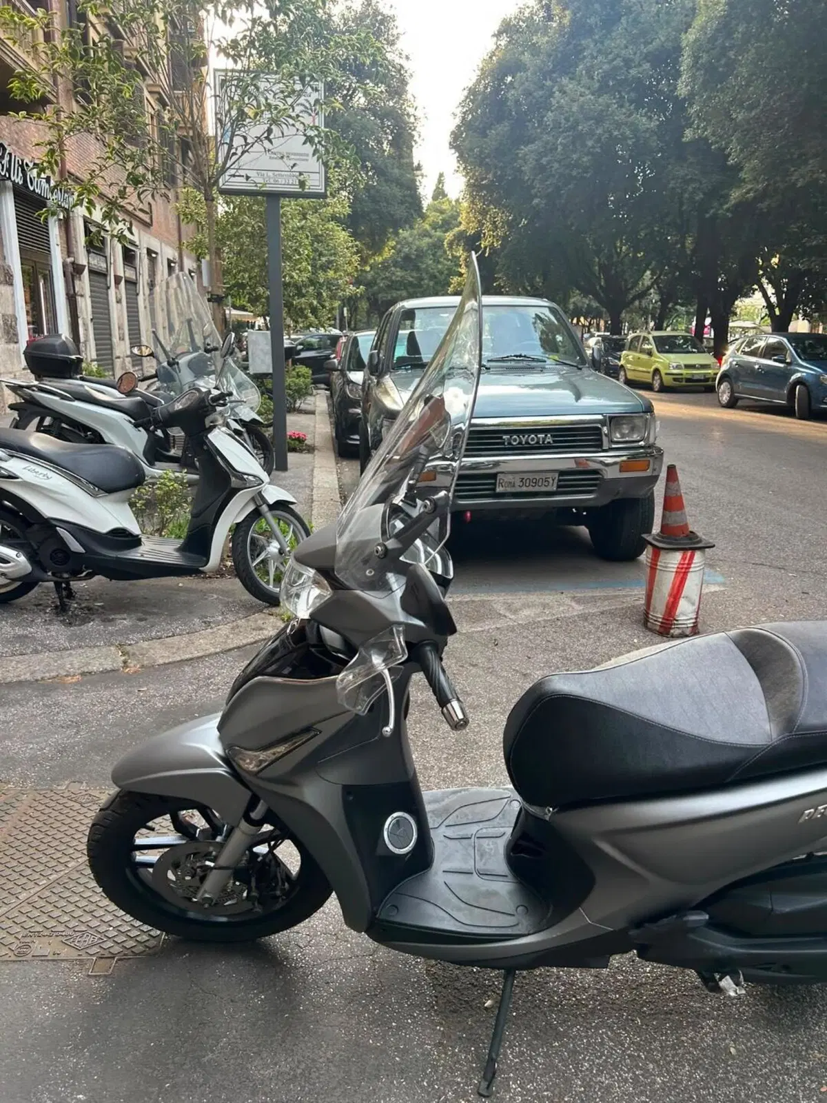 Kymco People 125i S (2021 - 25) (3)