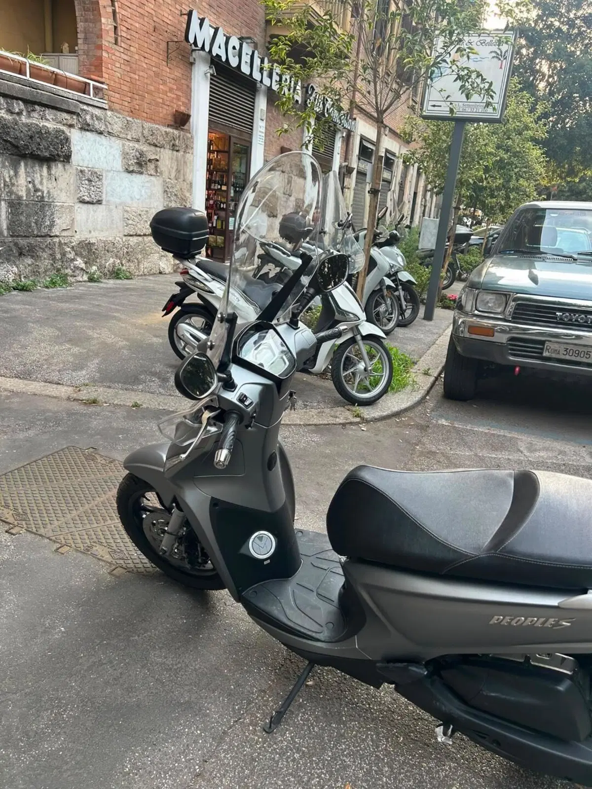 Kymco People 125i S (2021 - 25) (10)