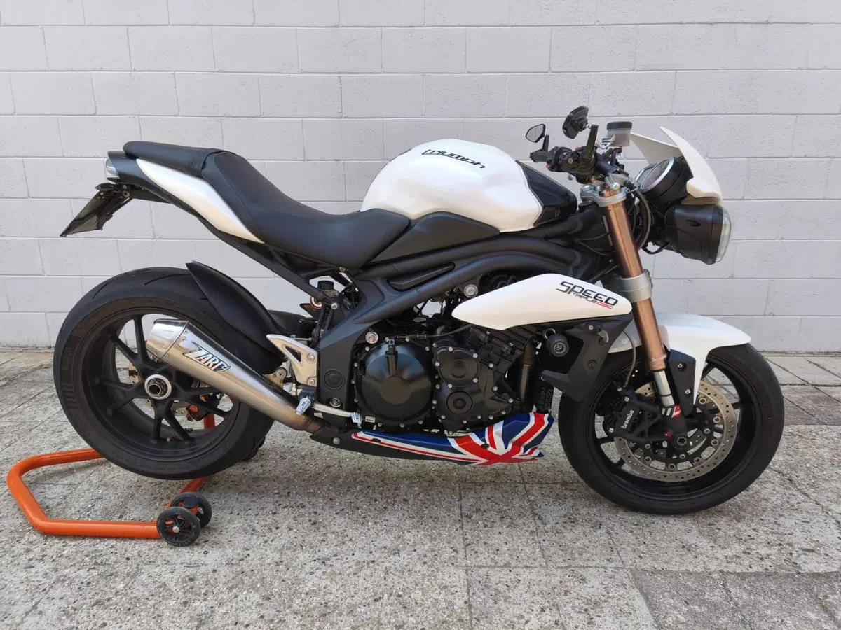 Triumph Speed Triple 1050 ABS (2011 - 15)