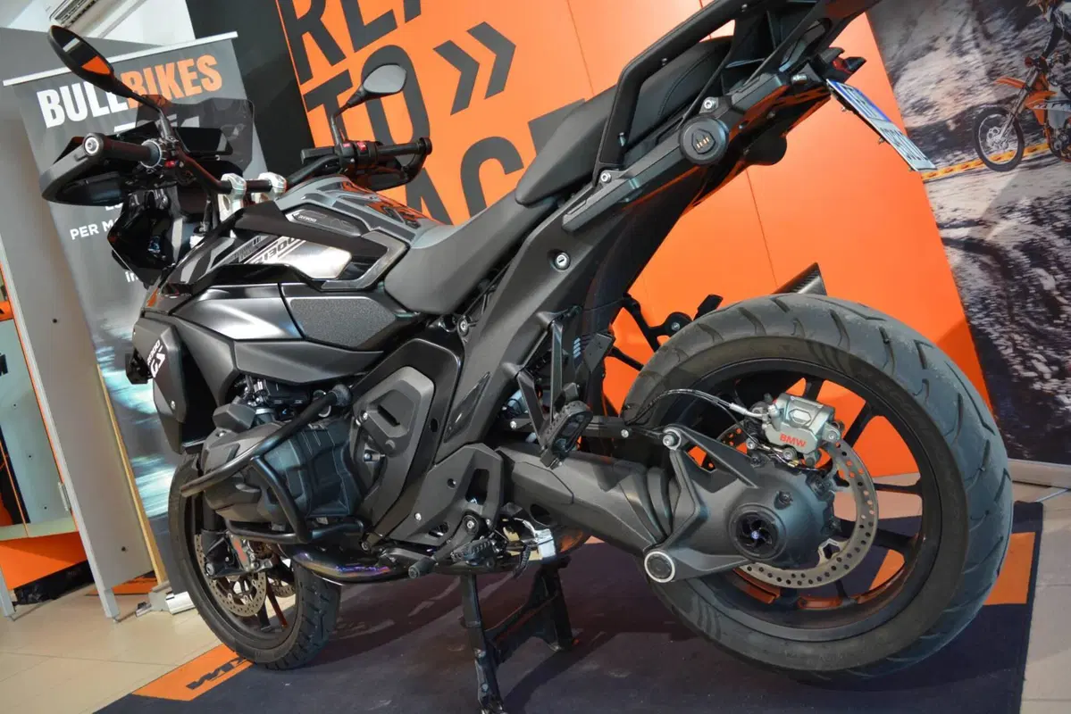 Bmw R 1300 GS Triple Black (2023 - 26) (6)