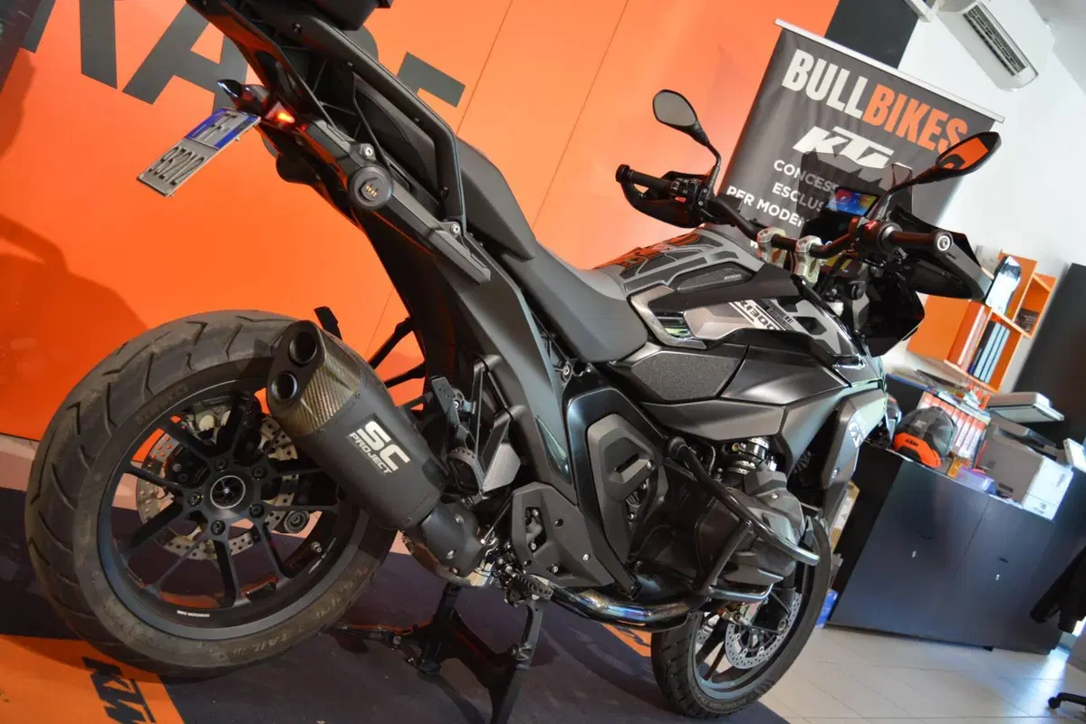 Bmw R 1300 GS Triple Black (2023 - 26) (4)