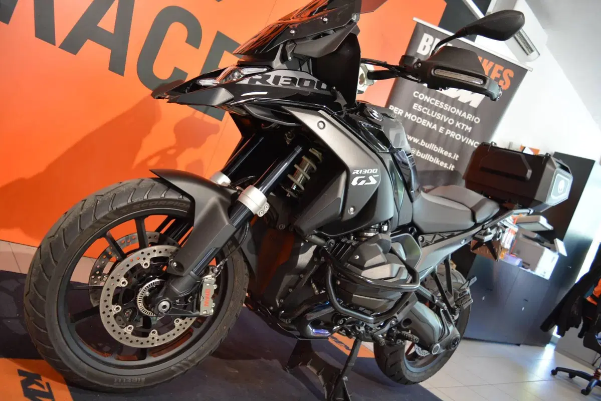 Bmw R 1300 GS Triple Black (2023 - 26) (5)