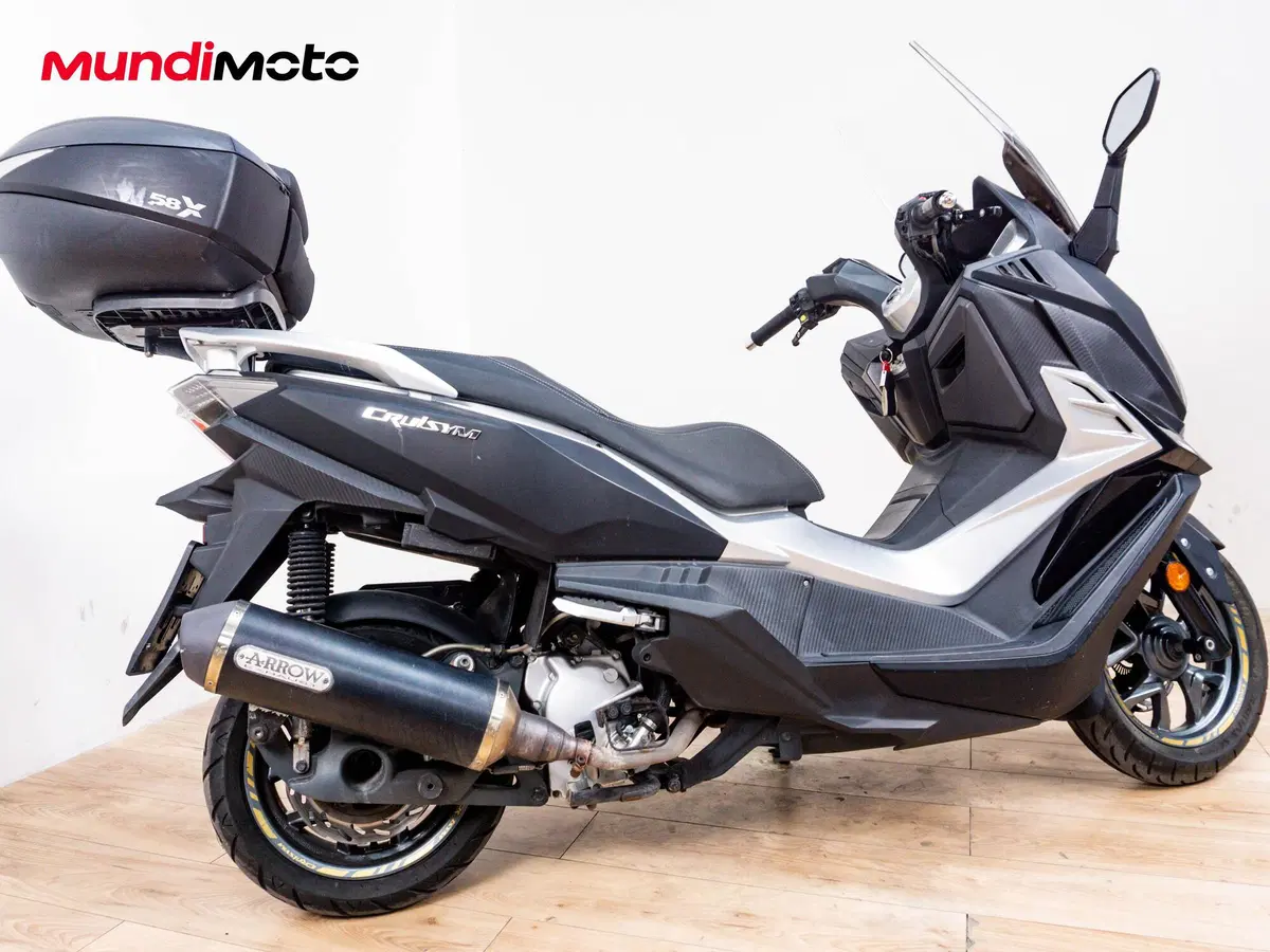 Sym Cruisym 300 (2017 - 20) (3)