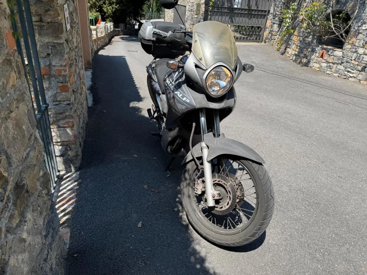 Honda Transalp XL 700 V (2007 - 2013) (2)
