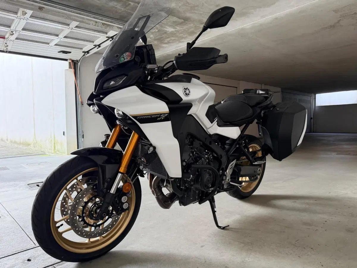 Yamaha Tracer 9 GT+ (2023 - 24) (4)