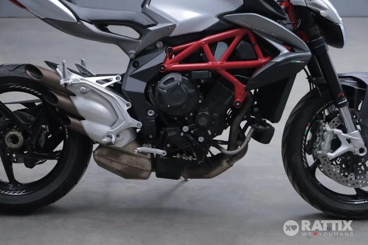 MV Agusta Brutale 800 (2012 - 15) (8)