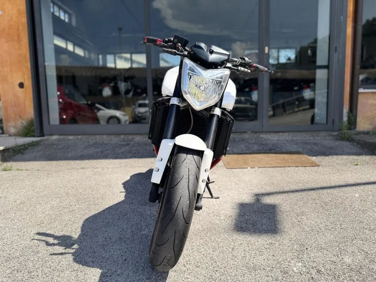 Yamaha FZ1 (2006 - 16) (3)