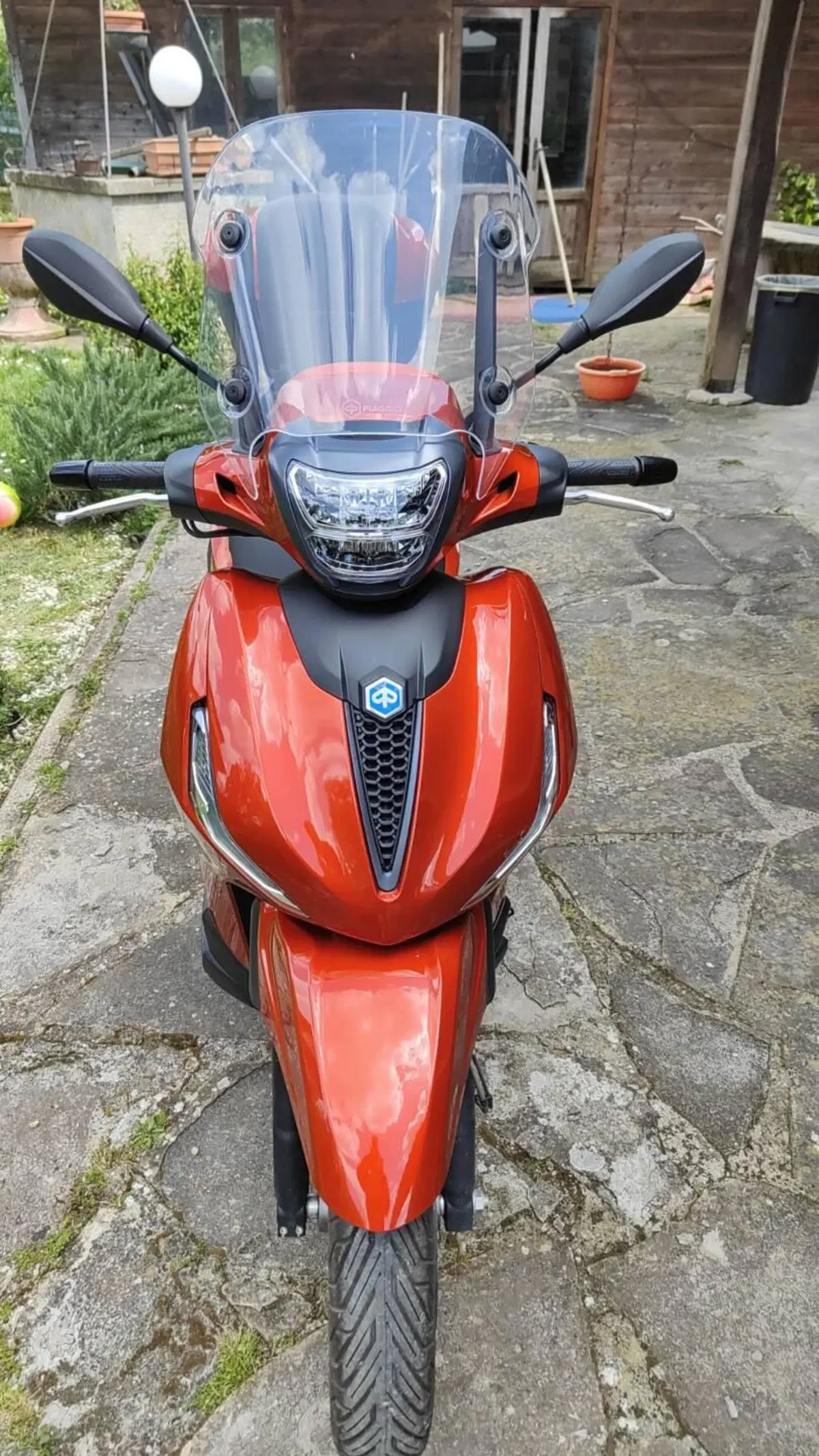 Piaggio Beverly 400 ABS-ASR (2021 - 24) (4)