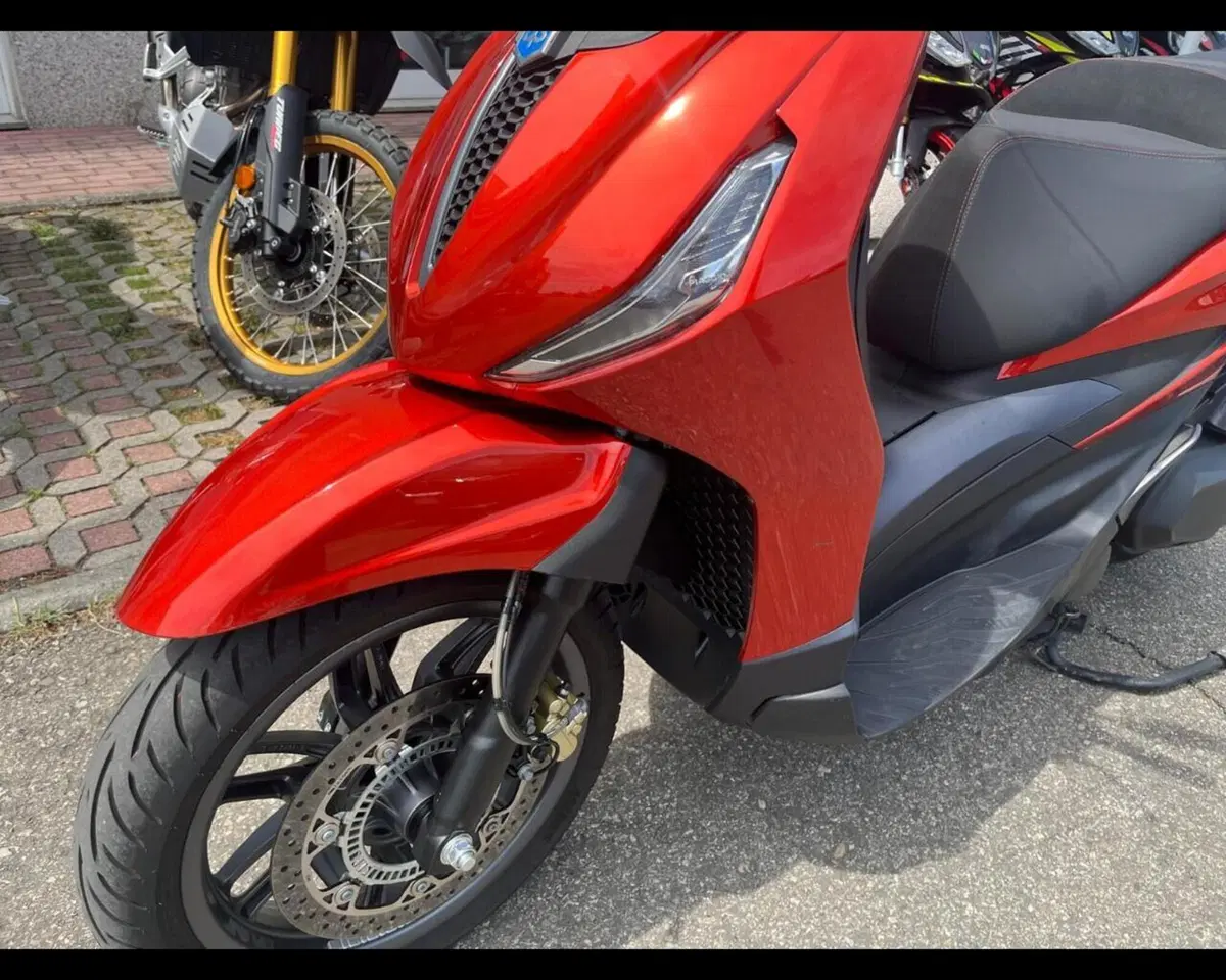 Piaggio Beverly 400 S ABS-ASR (2021 - 24) (9)