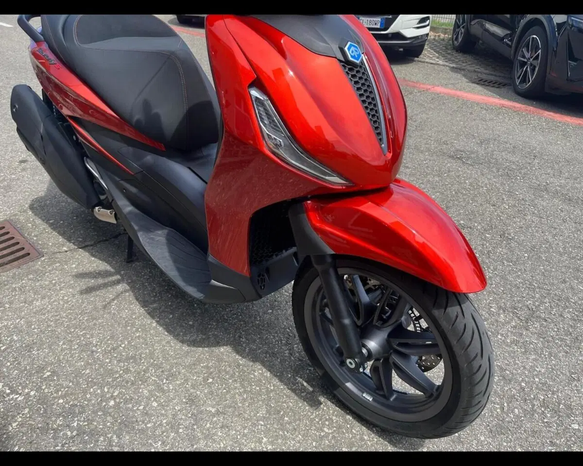 Piaggio Beverly 400 S ABS-ASR (2021 - 24) (10)
