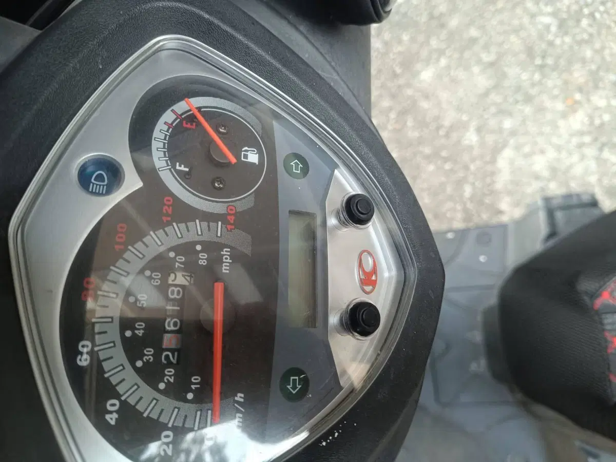Kymco Agility 150 R16 (7)