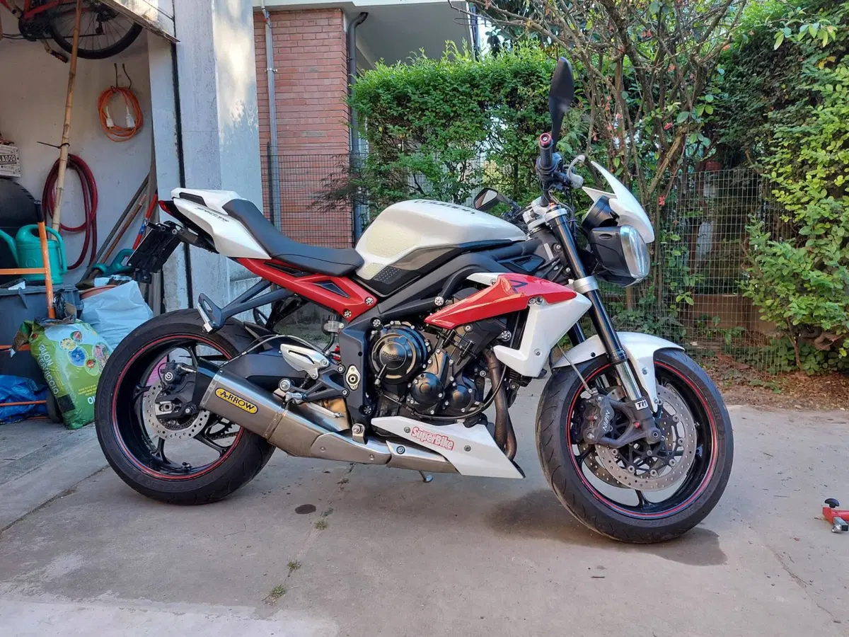 Triumph Street Triple R ABS (2013 - 17)