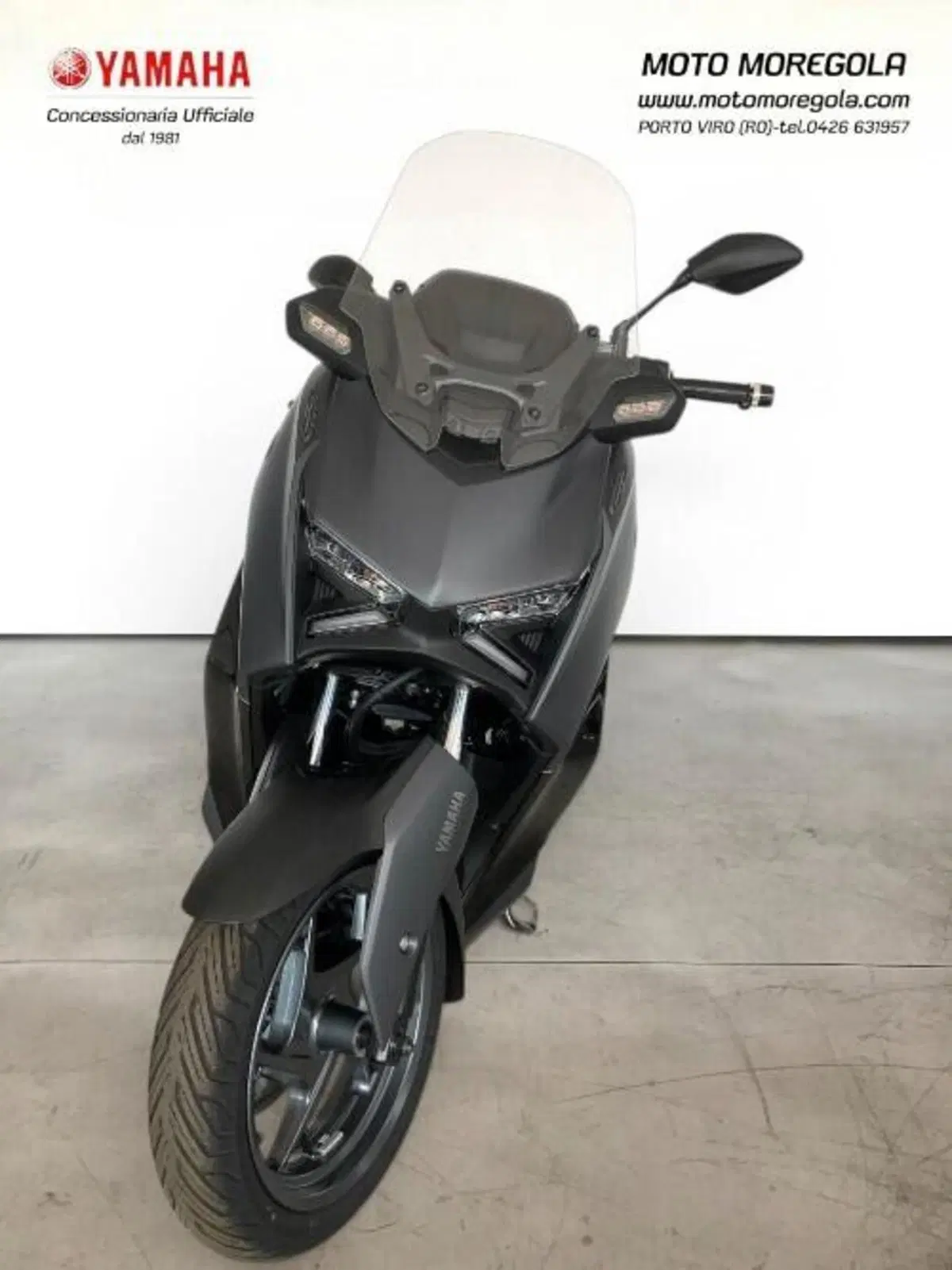 Yamaha X-Max 300 Tech Max (2025 - 26) (2)