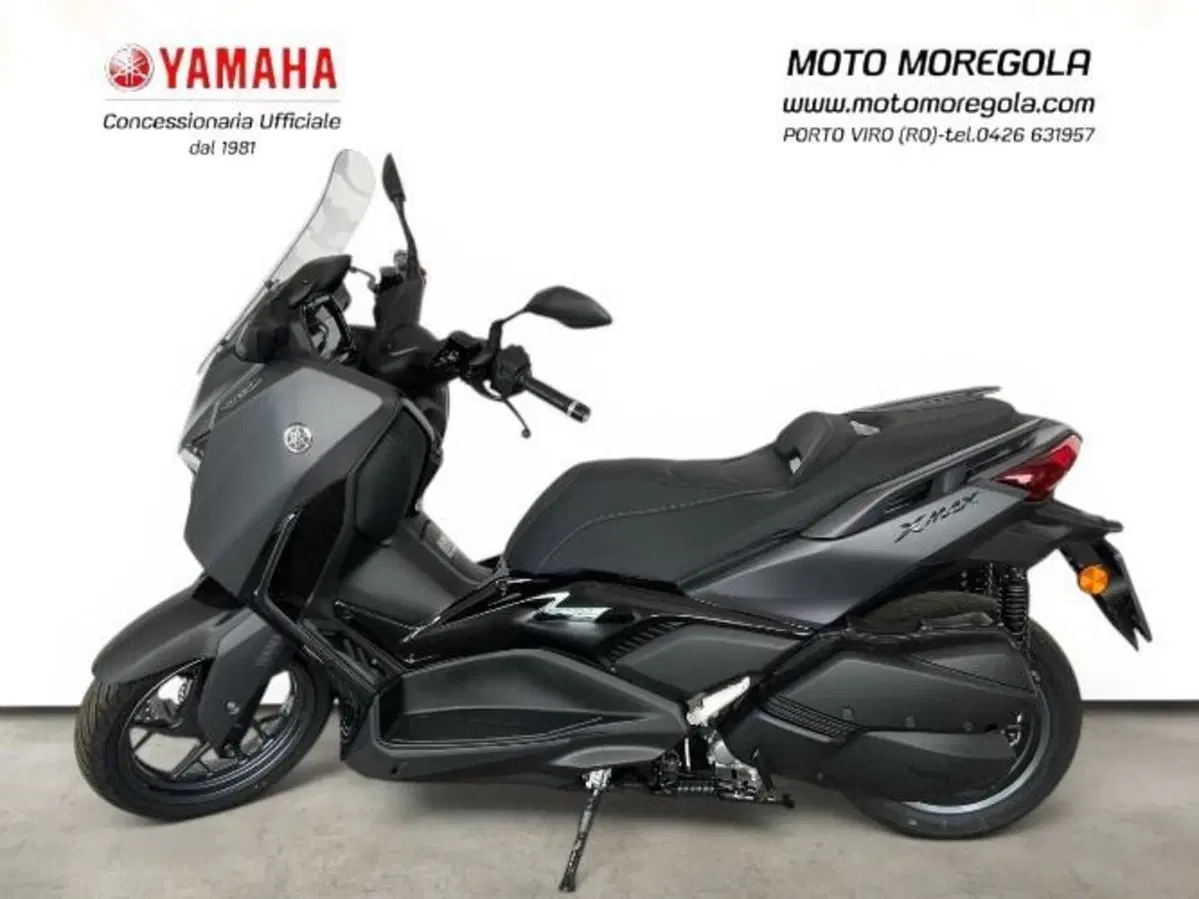 Yamaha X-Max 300 Tech Max (2025 - 26) (3)