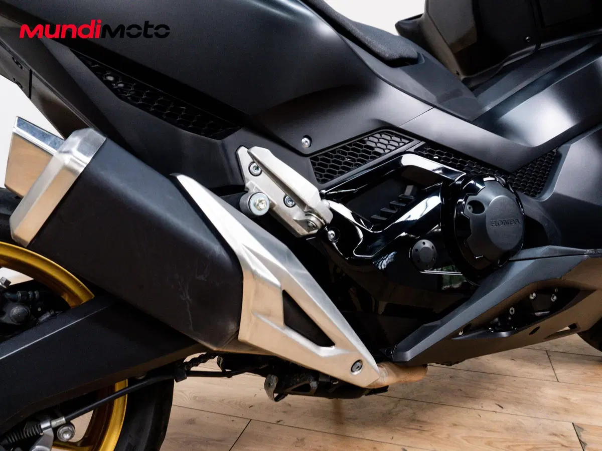 Honda Forza 750 (2025 - 26) (4)