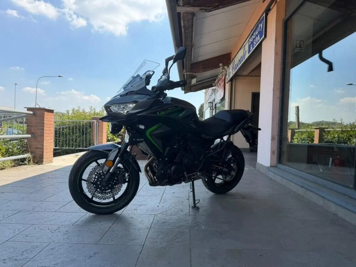 Kawasaki Versys 650 (2025 - 26) (2)