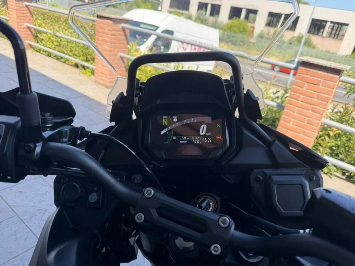 Kawasaki Versys 650 (2025 - 26) (4)