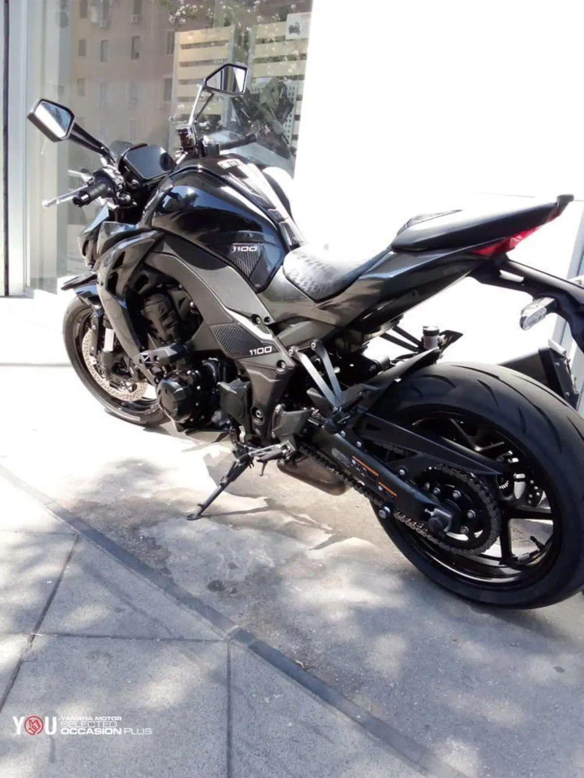 Kawasaki Z 1100 (2026) (2)