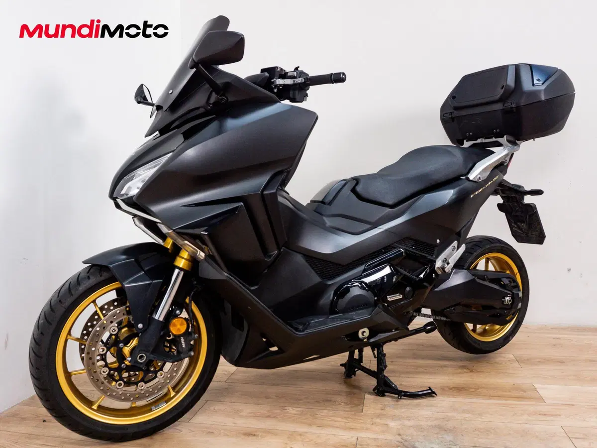 Honda Forza 750 (2025 - 26) (8)