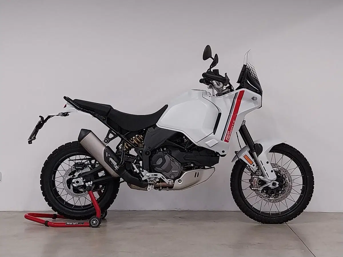 Ducati DesertX (2022 - 25)