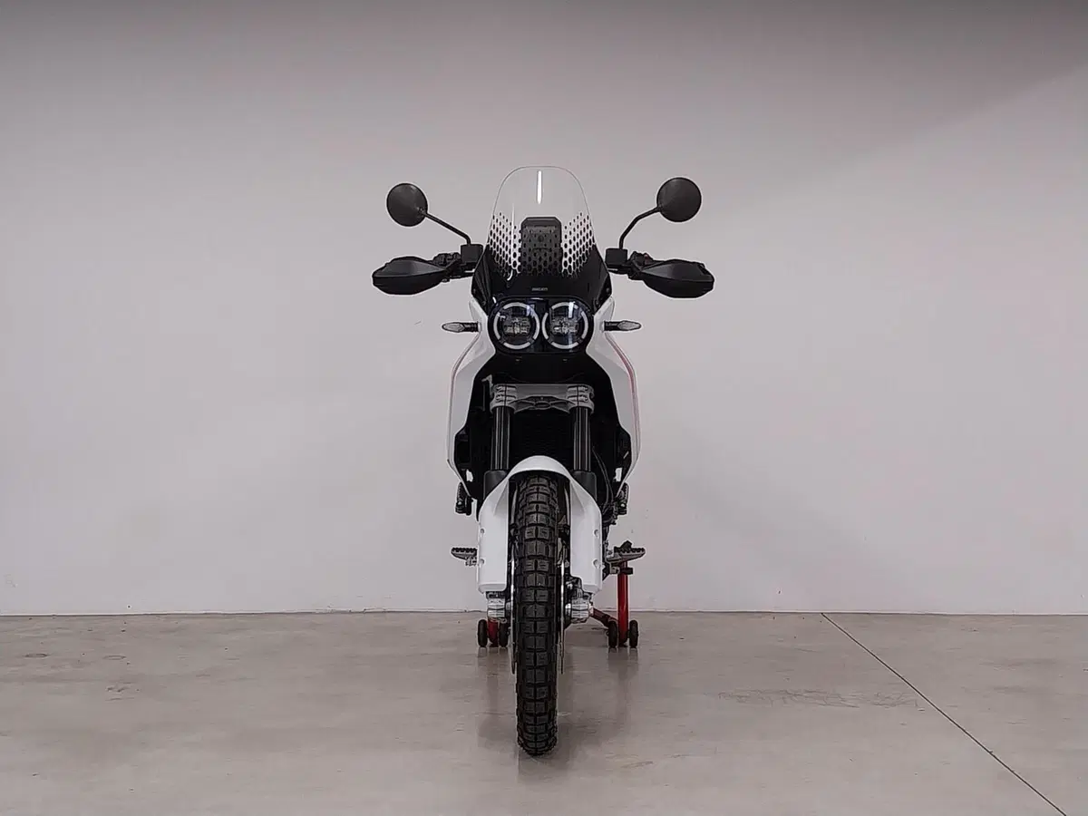 Ducati DesertX (2022 - 25) (4)