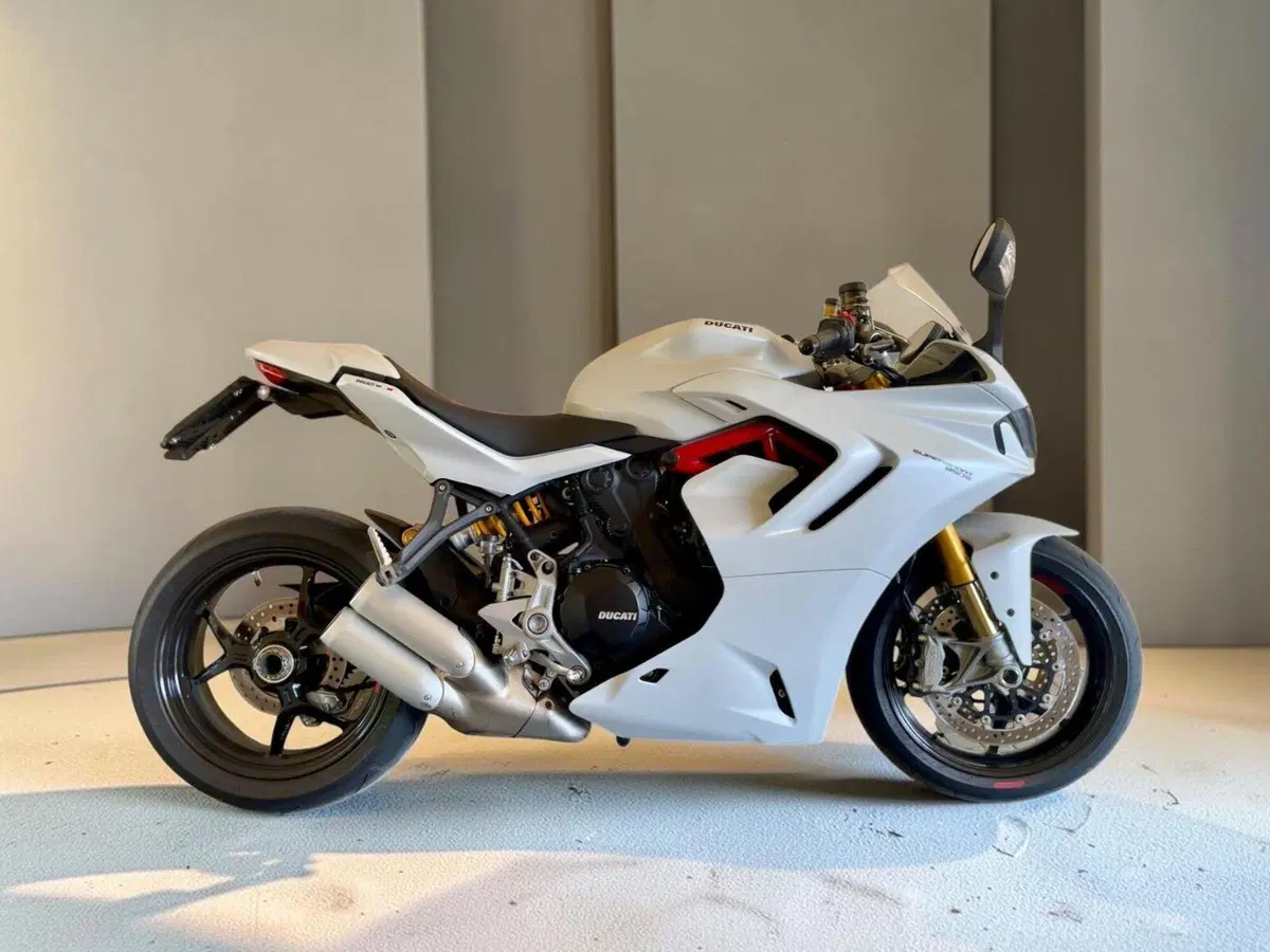 Ducati SuperSport 950 S (2021 - 24)