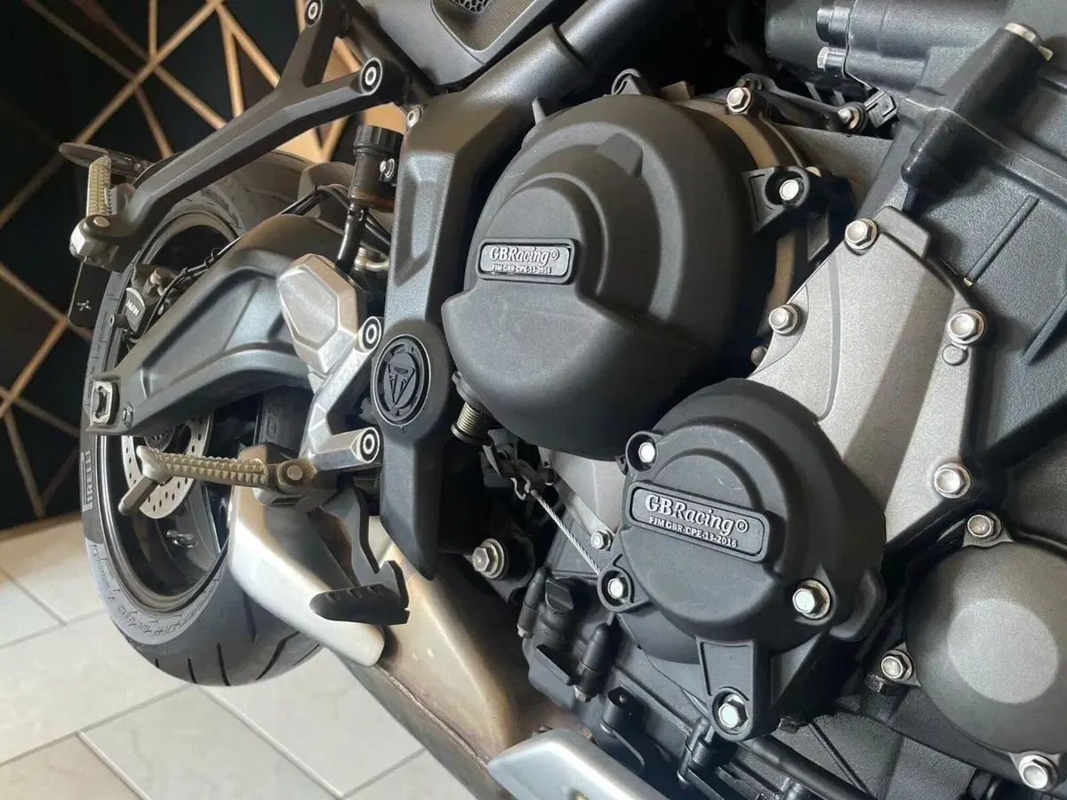 Triumph Trident 660 (2021 - 24) (8)